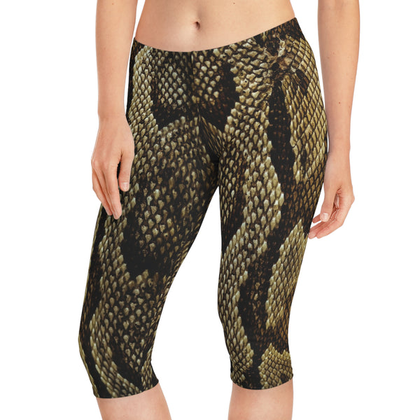 Snake Print Women's Capri Leggings, Reptile Snake Print American-Made Best Designer Premium Quality Knee-Length Mid-Waist Fit Knee-Length Polyester Capris Tights-Made in USA (US Size: XS-2XL) Plus Size Available