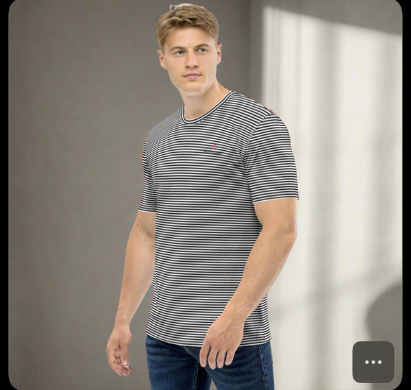 White Black Striped Men's T-shirt, Regular Fit Designer Short Sleeves Crew Neck Tees For Men