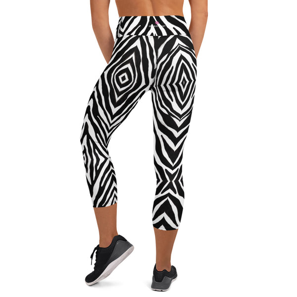 Black Zebra Yoga Capri Leggings, Zebra Stripes Animal Print Best Casual Capris Tights For Women-Made in USA/EU/MX