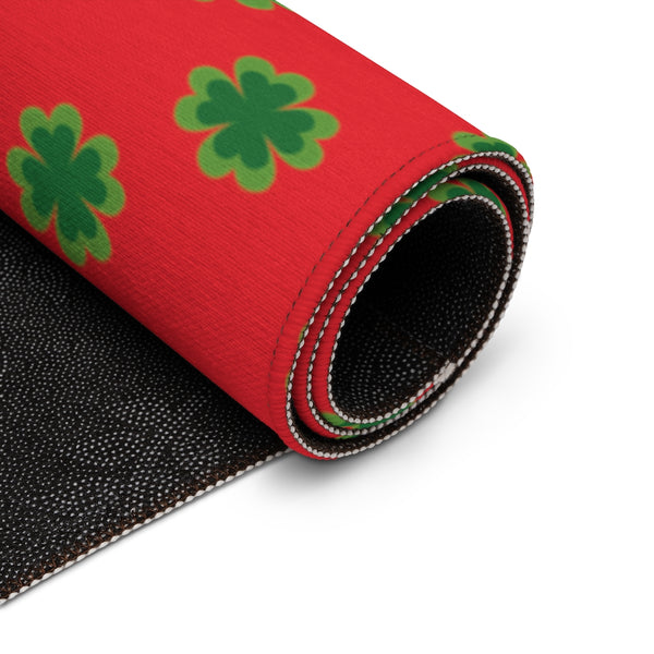 Red Green Clover Dornier Rug