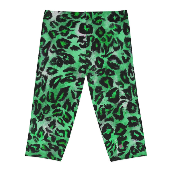 Green Leopard Women's Capri Leggings, Modern Leopard Animal Print American-Made Best Designer Premium Quality Knee-Length Mid-Waist Fit Knee-Length Polyester Capris Tights-Made in USA (US Size: XS-3XL) Plus Size Available
