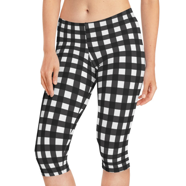 Black Buffalo Women's Capri Leggings, Buffalo Plaid Print American-Made Best Designer Premium Quality Knee-Length Mid-Waist Fit Knee-Length Polyester Capris Tights-Made in USA (US Size: XS-3XL) Plus Size Available
