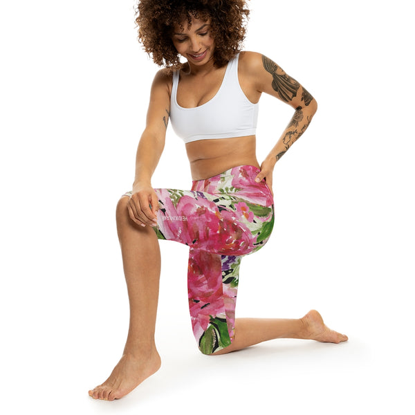 Women’s Capri Leggings (AOP)