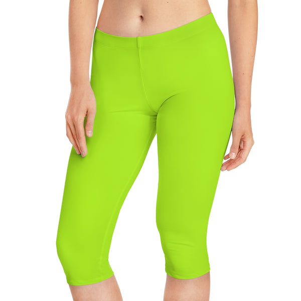 Green Neon Women's Capri Leggings, Modern Essential Solid Color American-Made Best Designer Premium Quality Knee-Length Mid-Waist Fit Knee-Length Polyester Capris Tights-Made in USA (US Size: XS-3XL) Plus Size Available