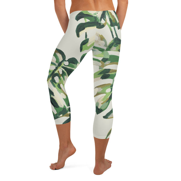 Green Tropical Print Capri Leggings, Best Casual Capris Tights For Women-Made in USA/EU/MX (US Size: XS-XL)