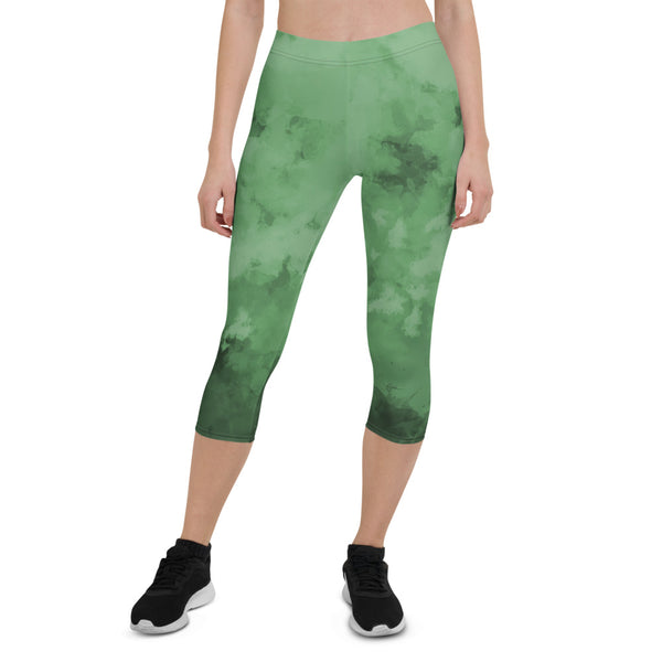 Abstract Women's Capri Leggings, Green Abstract Capri Leggings, Abstract Modern Best Women's Casual Tights Capri Leggings Casual Activewear, ‎Women's Capri Leggings, Girls Capri Gym Leggings, Capri Leggings For Summer - Made in USA/EU/MX (US Size: XS-XL)