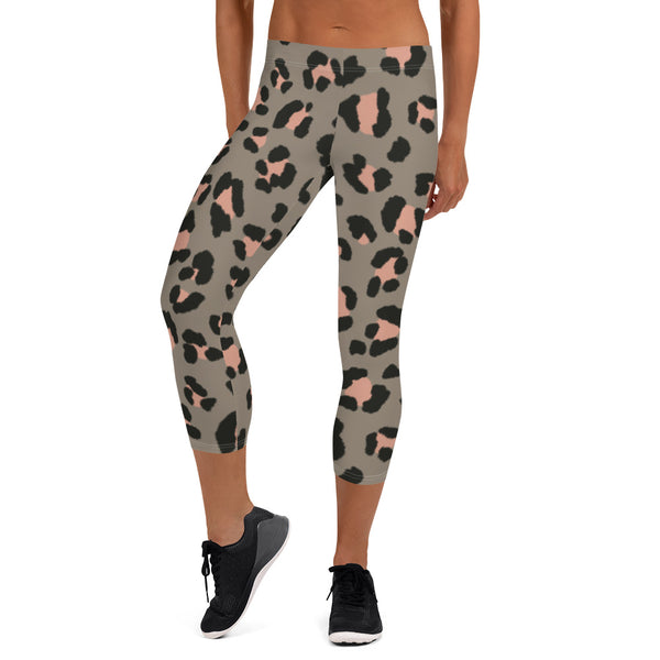 Grey Leopard Print Capri Leggings, Best Casual Capris Tights For Women-Made in USA/EU/MX (US Size: XS-XL)