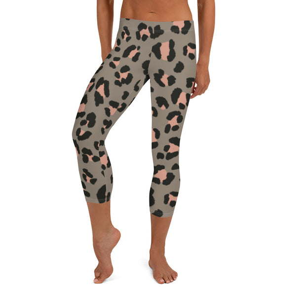 Grey Leopard Print Capri Leggings, Best Casual Capris Tights For Women-Made in USA/EU/MX (US Size: XS-XL)