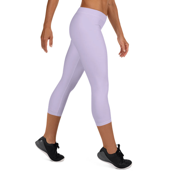 Pastel Pink Solid Capri Leggings, Solid Light Pink Color Women's Capri Leggings, Abstract Modern Best Women's Casual Tights Capri Leggings Casual Activewear, ‎Women's Capri Leggings, Womens Capri Gym Leggings, Capri Leggings For Summer - Made in USA/EU/MX (US Size: XS-XL)