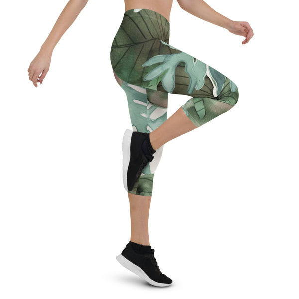 Green Tropical Print Capri Leggings, Best Floral Printed Designer Casual Capris Tights For Women-Made in USA/EU/MX (US Size: XS-XL)