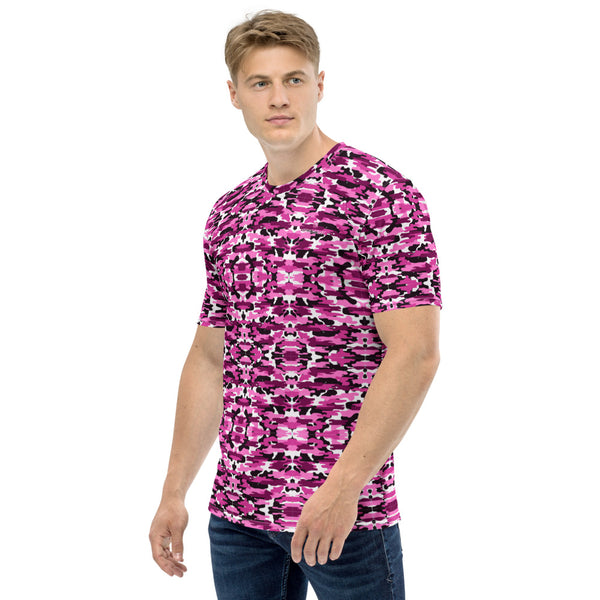 Purple Camo Print Men's T-shirt, Pink Purple White Camouflaged Military Army Print Best Tee Crew Neck Premium Polyester Regular Fit Tee-Made in USA/EU/MX (US Size, XS-2XL), Luxury Graphic T-Shirt For Men, Best Printed Tee, Crew Neck T-shirt, Men's T-Shirt Apparel