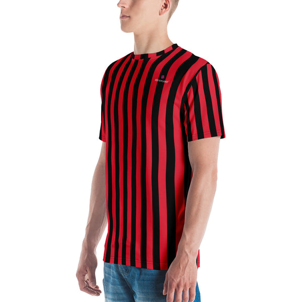 Red Black Striped Men's T-shirt, Vertical Stripes Best Tee Crew Neck Premium Polyester Regular Fit Tee-Made in USA/EU/MX (US Size, XS-2XL), Luxury Graphic T-Shirt For Men, Best Printed Tee, Crew Neck T-shirt, Men's T-Shirt Apparel