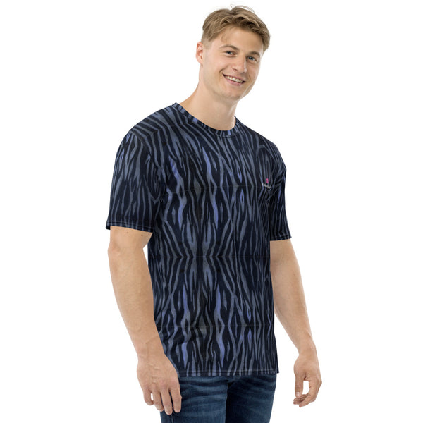 Blue Tiger Striped Men's T-Shirt, Animal Tiger Print Best Tee Crew Neck Premium Polyester Regular Fit Tee-Made in USA/EU/MX (US Size, XS-2XL), Luxury Graphic T-Shirt For Men, The Plaid Print Tee, Crew Neck T-shirt, Men's T-Shirt Apparel