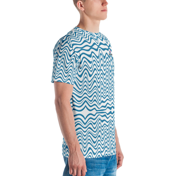 Blue Wavy Men's T-shirt, Abstract Waves Premium Printed Tee, Best Tee Crew Neck Premium Polyester Regular Fit Tee-Made in USA/EU/MX (US Size, XS-2XL), Luxury Graphic T-Shirt For Men, Best Printed Tee, Crew Neck T-shirt, Men's T-Shirt Apparel