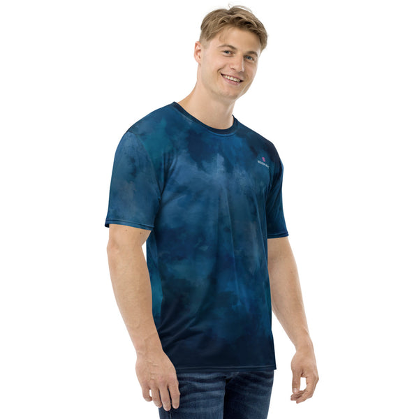 Navy Blue Abstract Men's T-shirt, Best Designer Premium Blue Tees For Men, Best Tee Crew Neck Premium Polyester Regular Fit Tee-Made in USA/EU/MX (US Size, XS-2XL), Luxury Graphic T-Shirt For Men, Best Printed Tee, Crew Neck T-shirt, Men's T-Shirt Apparel