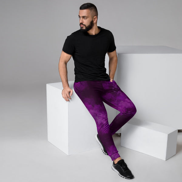Purple Abstract Men's Joggers, Dark Purple Slim Fit Designer Abstract Sweatpants For Men, Modern Slim-Fit Designer Ultra Soft & Comfortable Men's Joggers, Men's Jogger Pants-Made in EU/MX (US Size: XS-3XL)