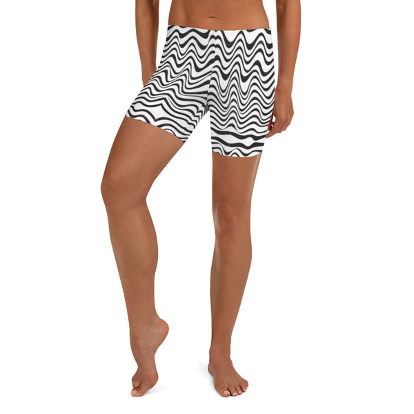 Black White Curvy Shorts, Wavy Modern Abstract Wavy Women's Elastic Stretchy Shorts Short Tights -Made in USA/EU/MX (US Size: XS-3XL) Plus Size Available, Tight Pants, Pants and Tights, Womens Shorts, Short Yoga Pants