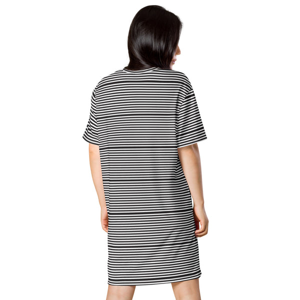 Black White Striped T-Shirt Dress, Horizontally Stripes Women's Oversized Short Sleeves Dress