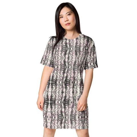 Snake Print Women's T-shirt dress, Snake Python Skin Print Women's Smooth Soft Stretchy Designer Premium Quality Best Oversize Fit Comfy Short Sleeves Dress - Made in USA/EU/MX (US Size: 2XL-6XL) Plus Size Available For Curvy Ladies