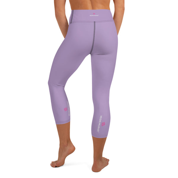 Purple Solid Yoga Capri Leggings, Solid Pastel Purple Color Designer Yoga Capri Leggings, Simple Essential Modern Comfy Moisture-Wicking, High-Waisted Capri Leggings Yoga Pants Mid-Calf Length Activewear- Made in USA/EU/MX (US Size: XS-XL)