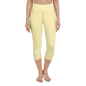 Pale Yellow Yoga Capri Leggings, Solid Pastel Yellow Color Designer Yoga Capri Leggings, Simple Essential Modern Comfy Moisture-Wicking, High-Waisted Capri Leggings Yoga Pants Mid-Calf Length Activewear- Made in USA/EU/MX (US Size: XS-XL)