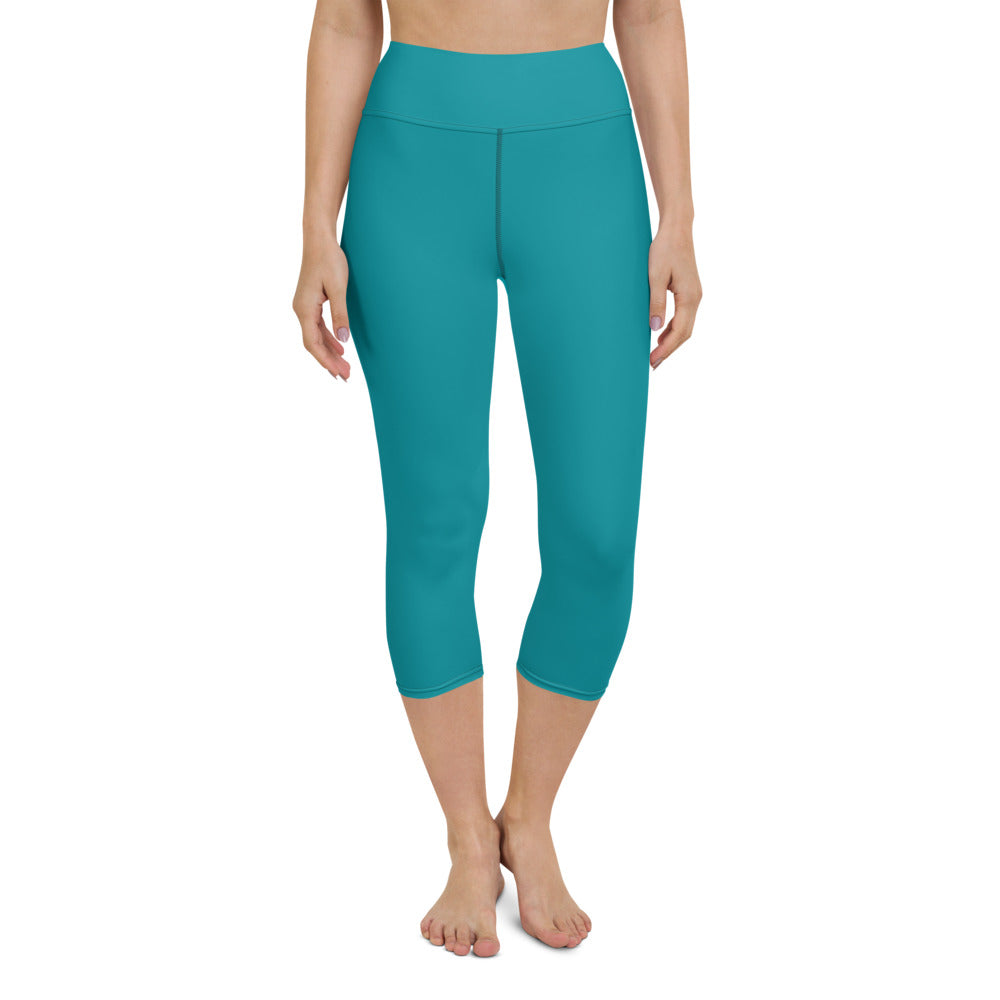 Sky Blue Yoga Capri Leggings, Solid Blue Color Designer Yoga Capri Leggings, Simple Essential Modern Comfy Moisture-Wicking, High-Waisted Capri Leggings Yoga Pants Mid-Calf Length Activewear- Made in USA/EU/MX (US Size: XS-XL)