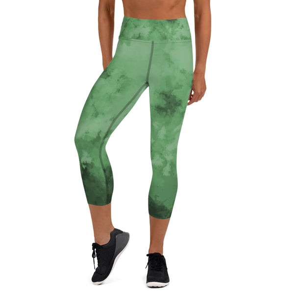 Green Abstract Capris Tights, Green Abstract Best Women's Yoga Capri Leggings, Modern Comfy Moisture-Wicking, High-Waisted Capri Leggings Yoga Pants Mid-Calf Length Activewear- Made in USA/EU/MX (US Size: XS-XL)