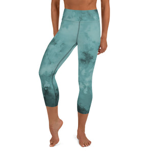 Blue Abstract Yoga Capri Leggings, Blue Abstract Print Patterned Capri Leggings Sports Fitness Designer Luxury Premium Quality Women's Capris Yoga Pants For Ladies- Made in USA/EU/MX (US Size: XS-XL)