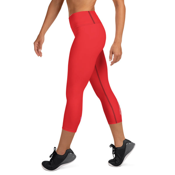 Bright Red Yoga Capri Leggings, Red Designer Yoga Capri Leggings, Simple Essential Modern Comfy Moisture-Wicking, High-Waisted Capri Leggings Yoga Pants Mid-Calf Length Activewear- Made in USA/EU/MX (US Size: XS-XL)