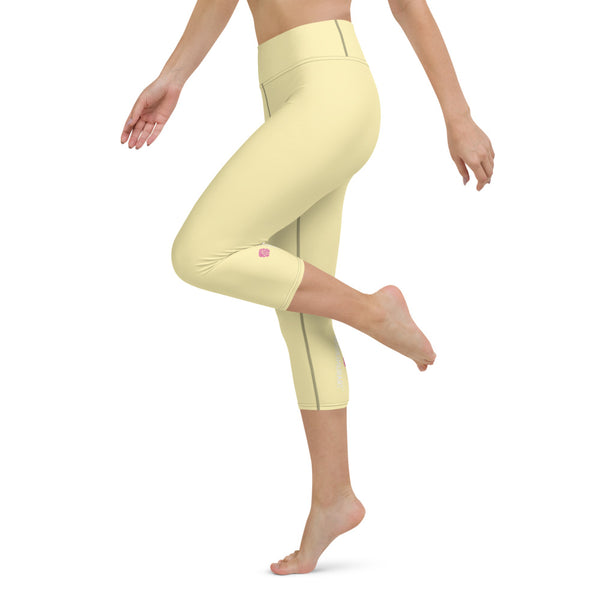 Pale Yellow Yoga Capri Leggings, Solid Pastel Yellow Color Designer Yoga Capri Leggings, Simple Essential Modern Comfy Moisture-Wicking, High-Waisted Capri Leggings Yoga Pants Mid-Calf Length Activewear- Made in USA/EU/MX (US Size: XS-XL)