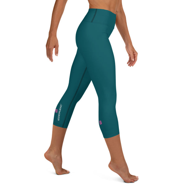 Blue Green Yoga Capri Leggings, Solid Color Dark Blue Green Designer Abstract Yoga Capri Leggings, Simple Essential Modern Comfy Moistsure-Wicking, High-Waisted Capri Leggings Yoga Pants Mid-Calf Length Activewear- Made in USA/EU/MX (US Size: XS-XL)