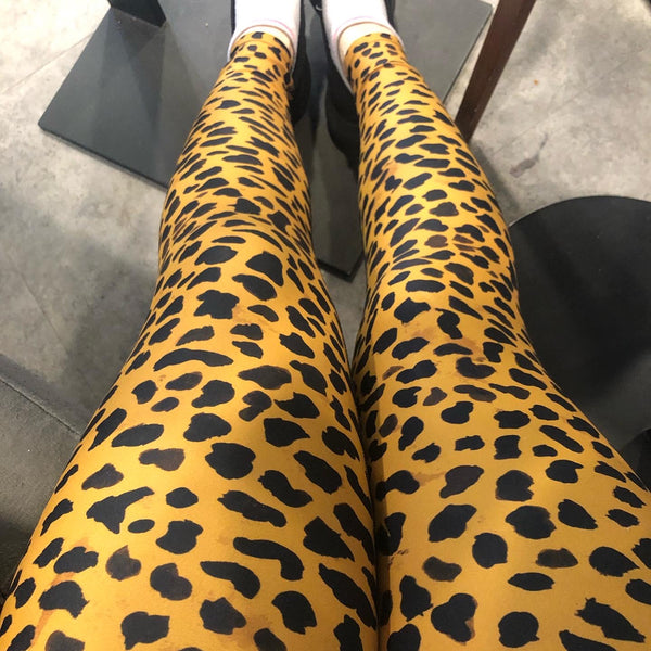 Tan Cheetah Print Yoga Leggings, Brown Leopard Animal Print Women's Long Yoga Tights-Made in USA/EU