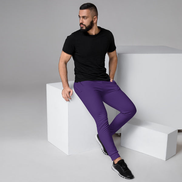 Dark Purple Designer Men's Joggers, Best Purple Solid Color Sweatpants For Men, Modern Slim-Fit Designer Ultra Soft & Comfortable Men's Joggers, Men's Jogger Pants-Made in EU/MX (US Size: XS-3XL)