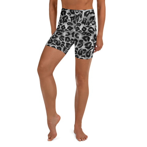Dark Grey Leopard Yoga Shorts, Animal Print Premium Quality Women's High Waist Spandex Fitness Workout Yoga Shorts, Yoga Tights, Fashion Gym Quick Drying Short Pants With Pockets - Made in USA (US Size: XS-XL)