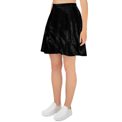 Black Tiger Stripe Skater Skirt, Best Tiger Animal Print Alluring Print High-Waisted Mid-Thigh Women's Skater Skirt, Plus Size Available - Made in USA/EU (US Size: XS-3XL) Animal Print skirt, Tiger Print Skater Skirt, Tiger Skater Skirt