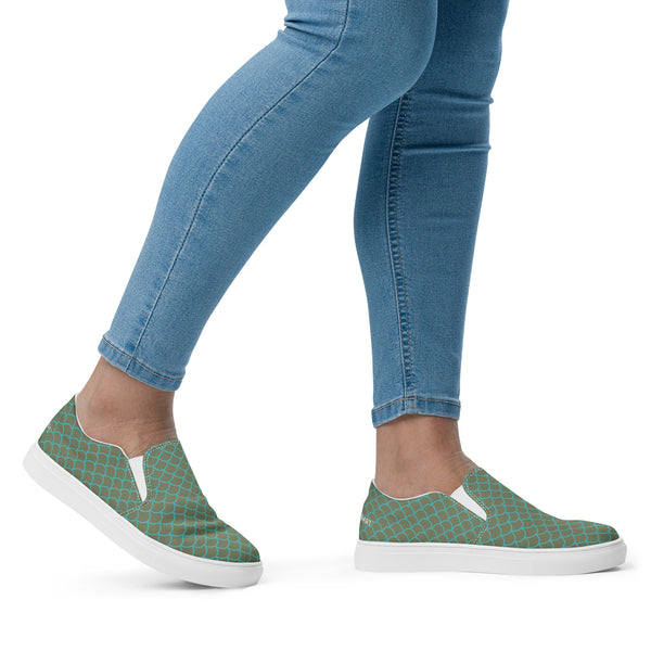 Green Mermaid Print Slip Ons, Green Blue Mermaid Scales Print Women’s Slip-On Canvas Shoes, Best Quality Women’s Premium High Quality Luxury Style Slip-On Canvas Shoes (US Size: 5-12)&nbsp;Women's Casual Shoes, Slip-On Padded Breathable Loafer Shoes Footwear, Cute Slip On Sneakers for Adults, Gift For Mermaid Loving Shoe Lover